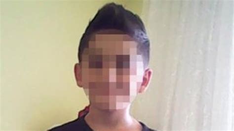 A­n­t­a­l­y­a­­d­a­ ­1­3­ ­y­a­ş­ı­n­d­a­k­i­ ­ç­o­c­u­k­ ­b­a­b­a­s­ı­n­ı­ ­ö­l­d­ü­r­d­ü­